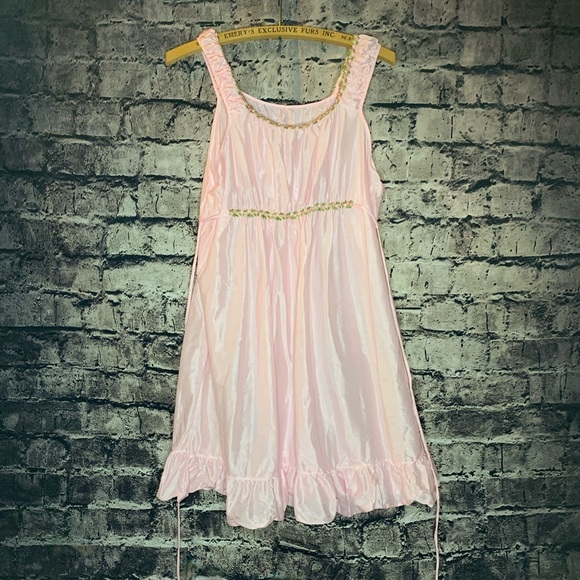 Vintage lingerie night dress - Picture 3 of 8